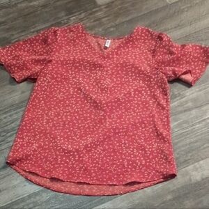 Chic Red Patterned Blouse